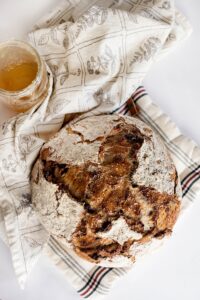 Пшеничный, бриошь и чиабатта: три рецепта хлеба